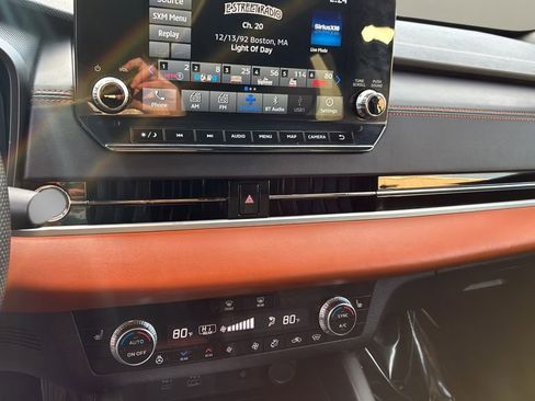 Used 2023 Mitsubishi Outlander SEL image 9