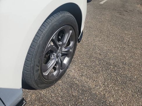 Used 2023 Honda Accord EX image 14