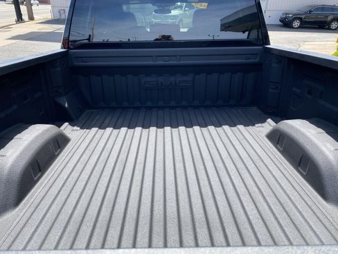 Certified 2025 GMC Sierra 2500 SLE AWD/4WD image 6