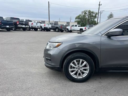 Used 2019 Nissan Rogue SV AWD/4WD image 7