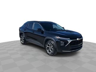 Used 2024 Chevrolet Trax LT video 2