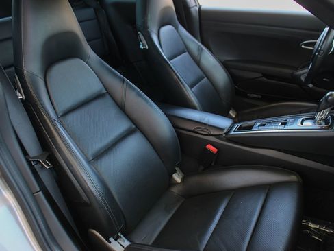 Used 2013 Porsche 911 Carrera 4S AWD/4WD image 19