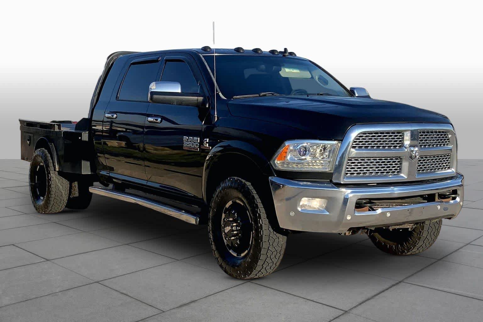 Used 2016 RAM 3500 Laramie AWD/4WD image 3