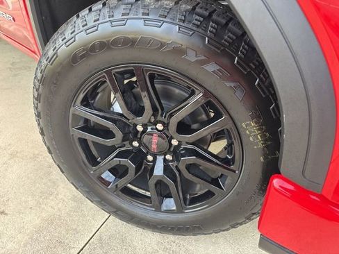 New 2026 GMC Sierra 1500 Pro w/ Graphite Edition image 34