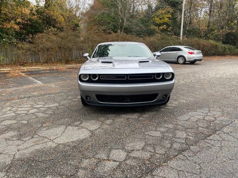 Used 2016 Dodge Challenger SXT Plus image 2