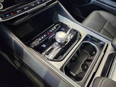 New 2026 Jeep Grand Wagoneer Limited image 23