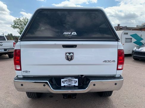Used 2016 RAM 2500 Tradesman w/ Chrome Appearance Group AWD/4WD image 6