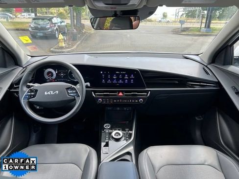 Used 2024 Kia Niro Wind w/ Wind Preserve Package FWD image 14