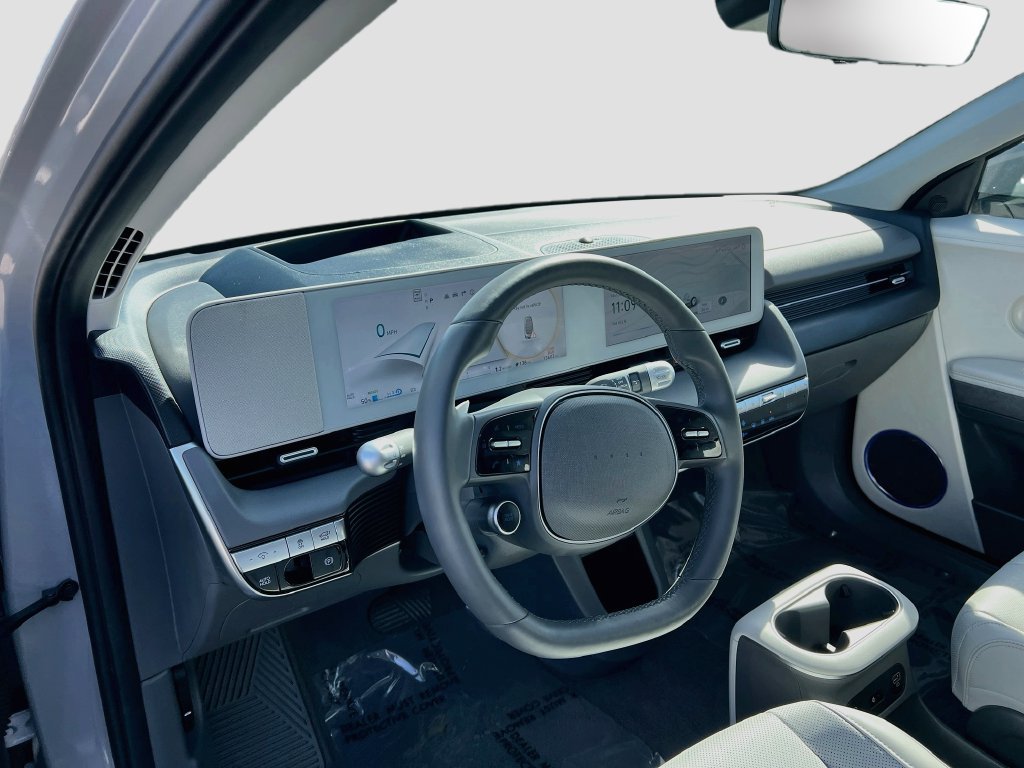 Used 2024 Hyundai Ioniq 5 Limited RWD image 9
