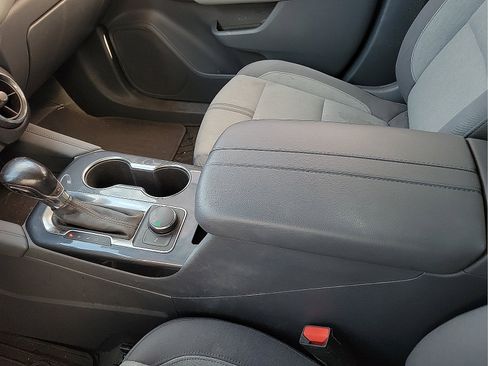 Used 2019 Chevrolet Blazer LT FWD image 20