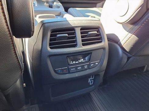 Certified 2022 Honda Pilot TrailSport image 7