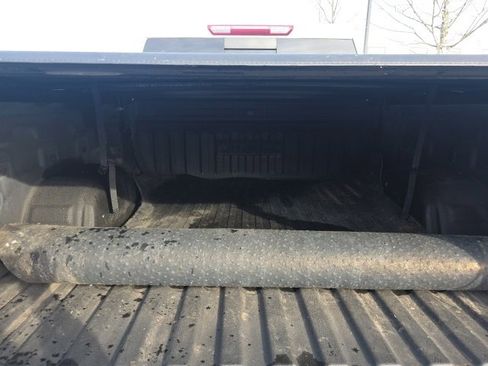 Used 2019 GMC Sierra 1500 SLT w/ SLT Premium Package image 4