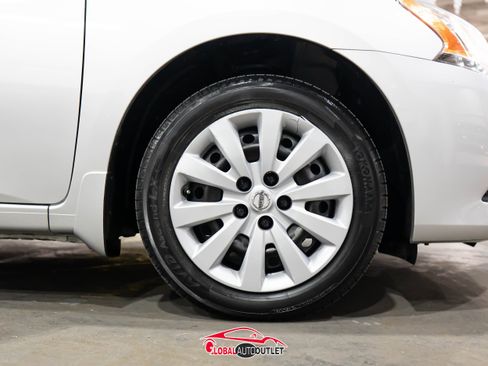 Used 2014 Nissan Sentra SV w/ SV Driver Package image 10