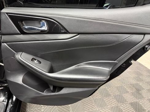 Used 2021 Nissan Maxima 3.5 SV w/ Floor Mat Group FWD image 46