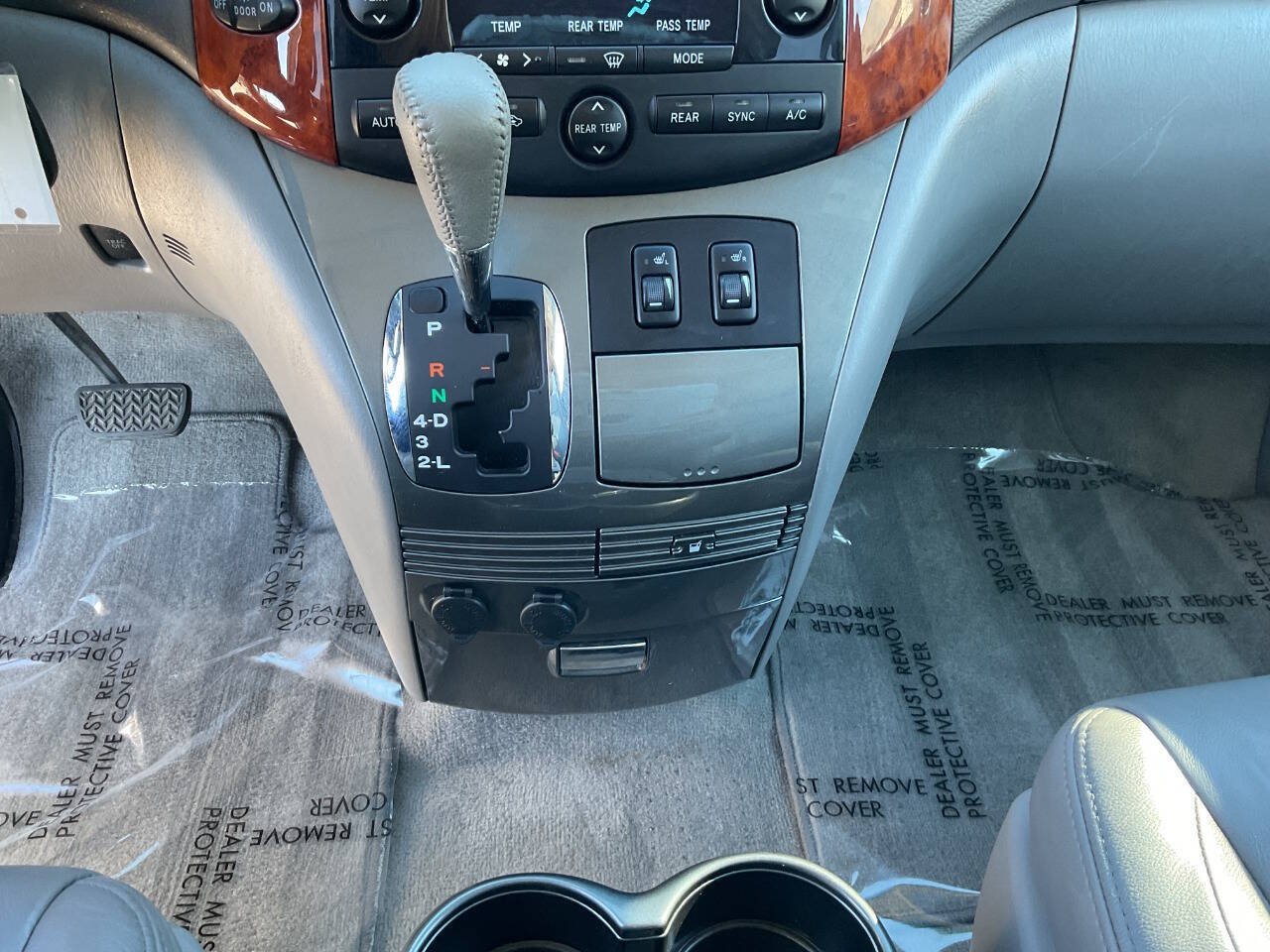 Used 2010 Toyota Sienna XLE w/ Towing Prep Pkg FWD image 24