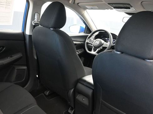 Used 2025 Nissan Sentra SV FWD image 15