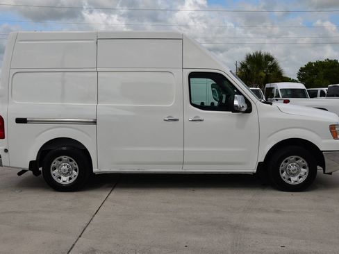 Used 2012 Nissan NV 2500 SV image 8