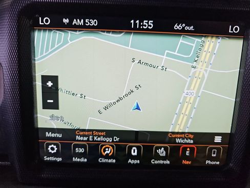 Used 2018 Jeep Wrangler Unlimited Sahara AWD/4WD image 20