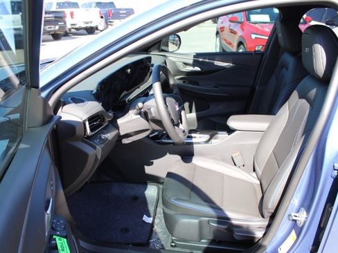 New 2026 Buick Envista Sport Touring w/ Convenience II Package image 9