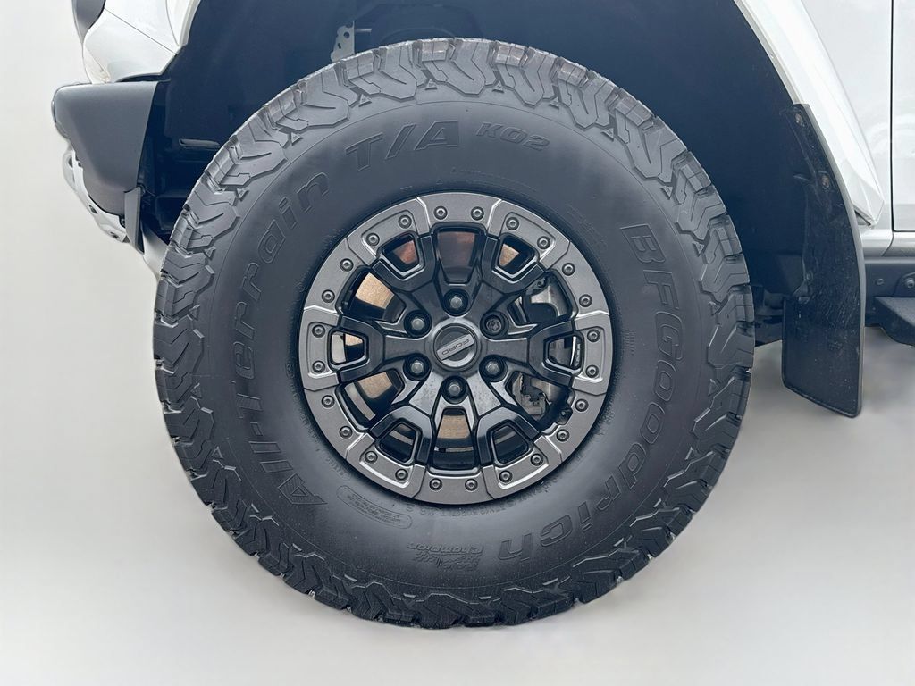 Used 2024 Ford Bronco Raptor w/ Interior Carbon Fiber Pack 6 AWD/4WD image 32