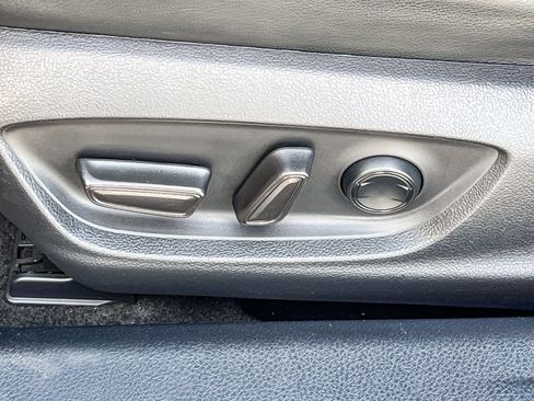 Used 2022 Toyota Camry SE image 20