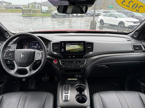 Used 2023 Honda Passport TrailSport image 15
