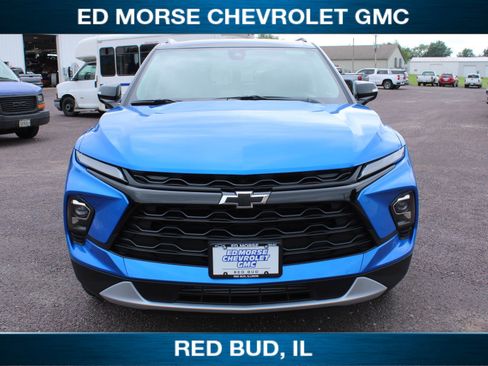 New 2025 Chevrolet Blazer LT w/ Midnight/Sport Edition image 3