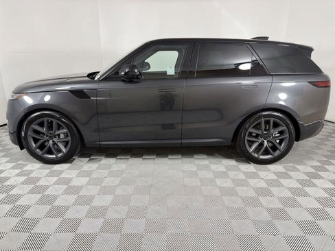 New 2026 Land Rover Range Rover Sport SE image 2