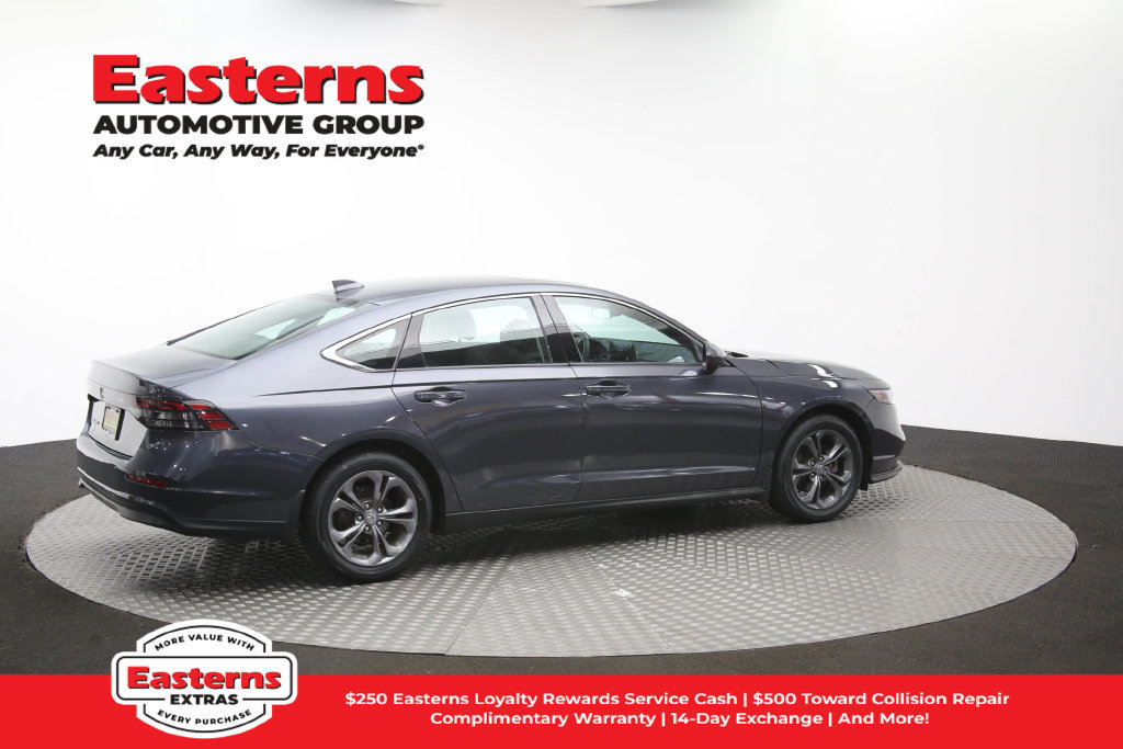 Used 2023 Honda Accord EX image 44