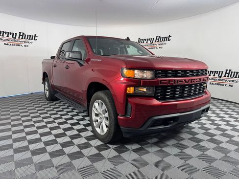 Used 2022 Chevrolet Silverado 1500 Custom w/ Safety Confidence Package image 6
