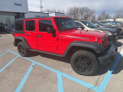 Used 2016 Jeep Wrangler Unlimited Sport image 7