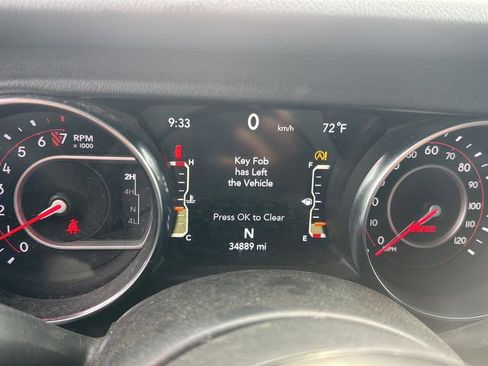 Used 2021 Jeep Wrangler Unlimited Rubicon AWD/4WD image 15