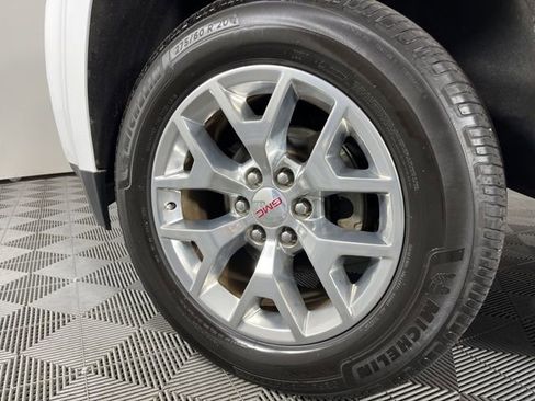 Used 2016 GMC Yukon SLT w/ Premium Edition image 12