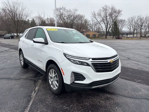 Used 2022 Chevrolet Equinox LT AWD/4WD image 3