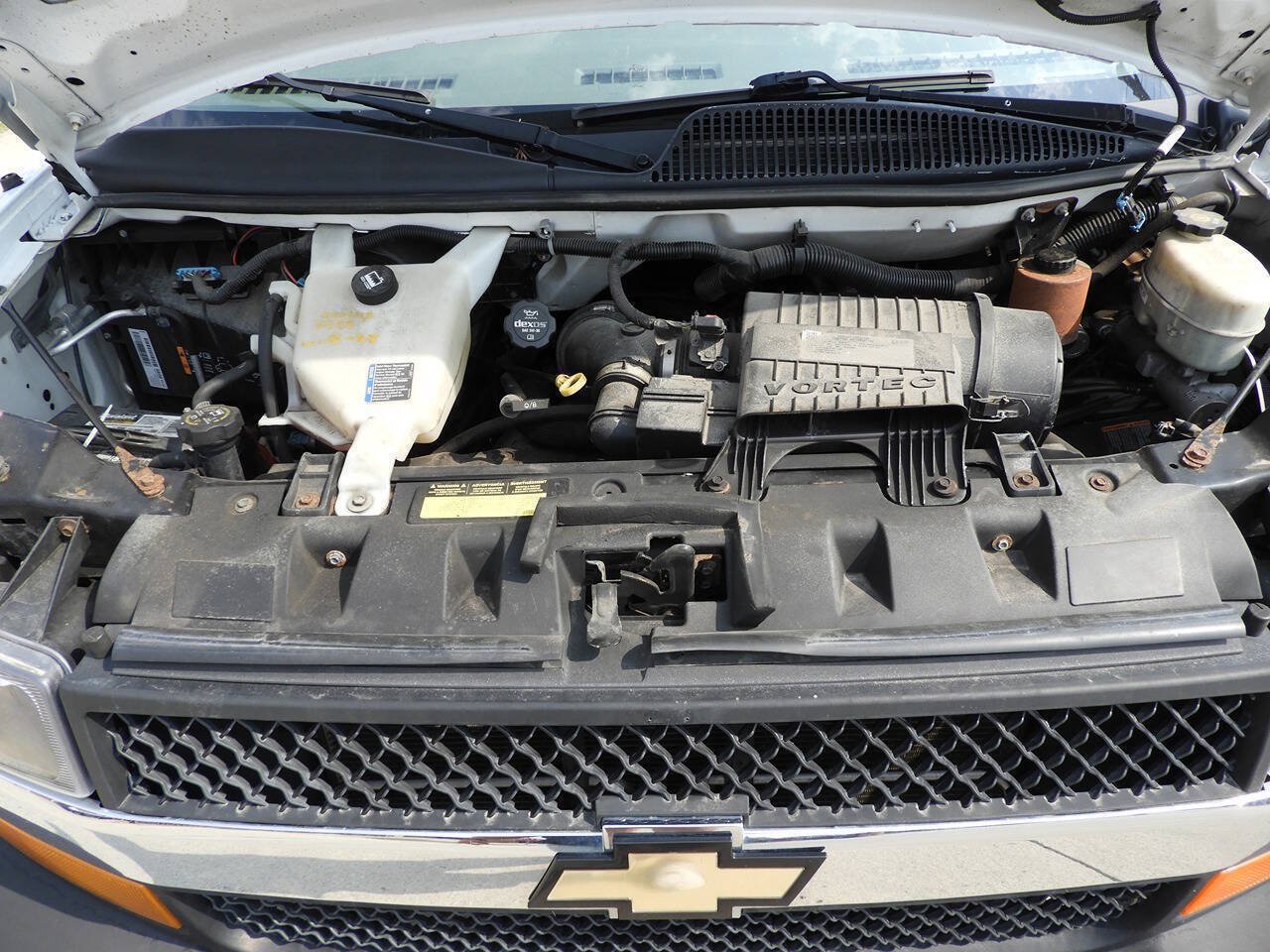 Used 2016 Chevrolet Express 2500 LT w/ LT Preferred Equipment Group RWD image 28