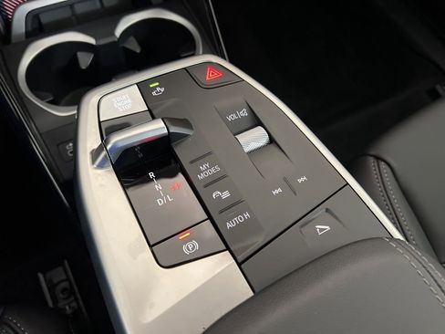 Used 2026 BMW X1 xDrive28i w/ Technology Package image 22