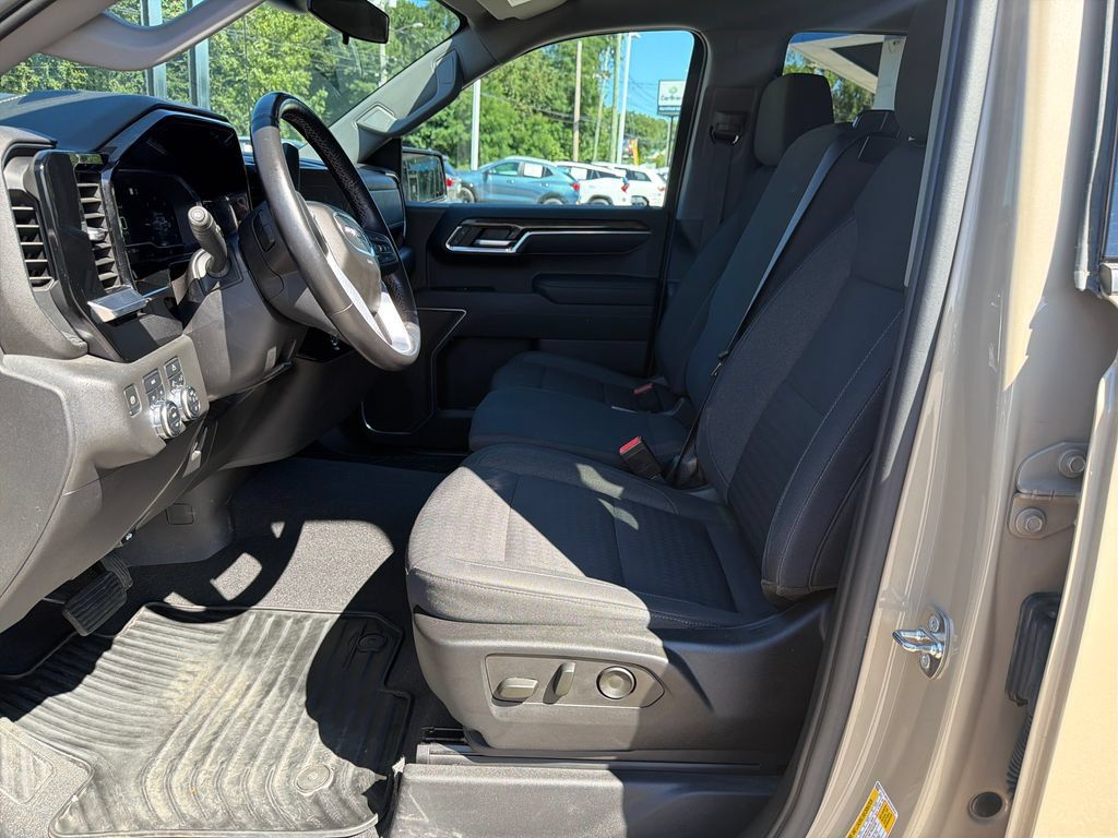 Certified 2022 GMC Sierra 1500 Elevation AWD/4WD image 9