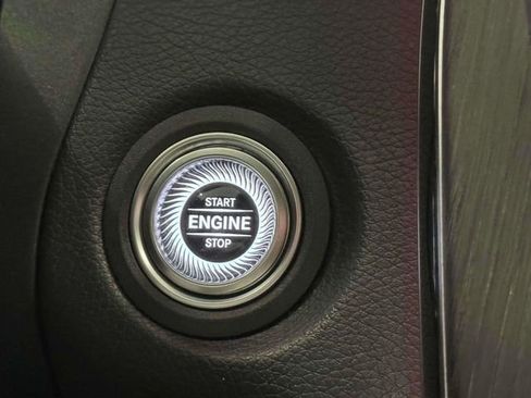 Certified 2021 Mercedes-Benz C 300 4MATIC Sedan image 26