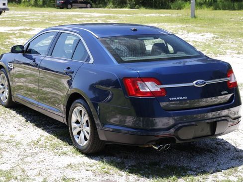 Used 2012 Ford Taurus SEL FWD image 5