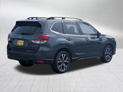 Used 2023 Subaru Forester Limited AWD/4WD image 7