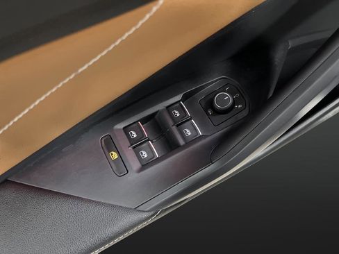 Used 2022 Volkswagen Jetta SEL image 28