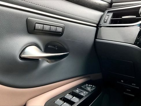 New 2025 Lexus ES 350 image 20