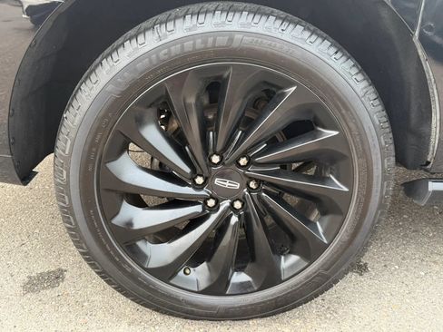 Used 2021 Lincoln Navigator L Reserve AWD/4WD image 10