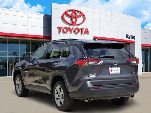 Used 2024 Toyota RAV4 XLE AWD/4WD image 3