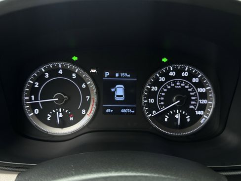 Used 2021 Hyundai Venue SEL w/ Cargo Package FWD image 17