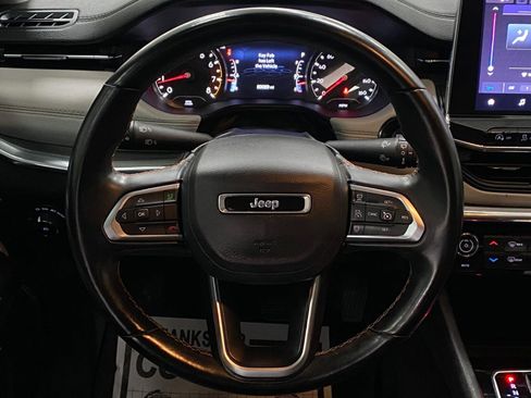 Used 2022 Jeep Compass Limited AWD/4WD image 14