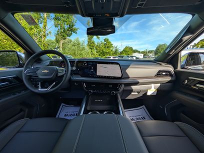 New 2025 Chevrolet Suburban Premier
