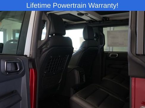 New 2025 Ford Bronco Badlands image 28