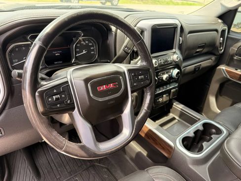 Used 2019 GMC Sierra 1500 SLT w/ SLT Premium Package AWD/4WD image 7
