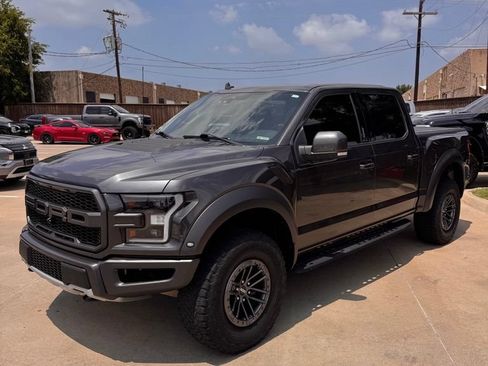Used 2020 Ford F150 Raptor w/ Equipment Group 802A Luxury AWD/4WD image 3